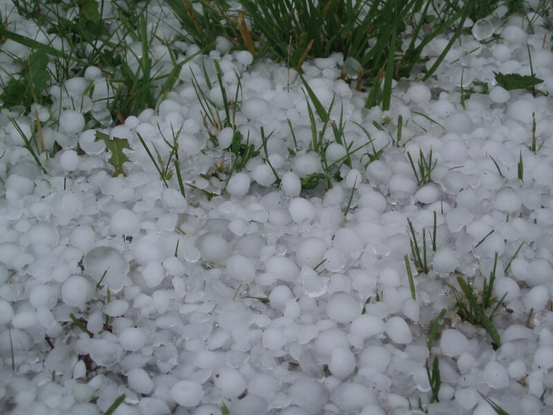 how hail looks like